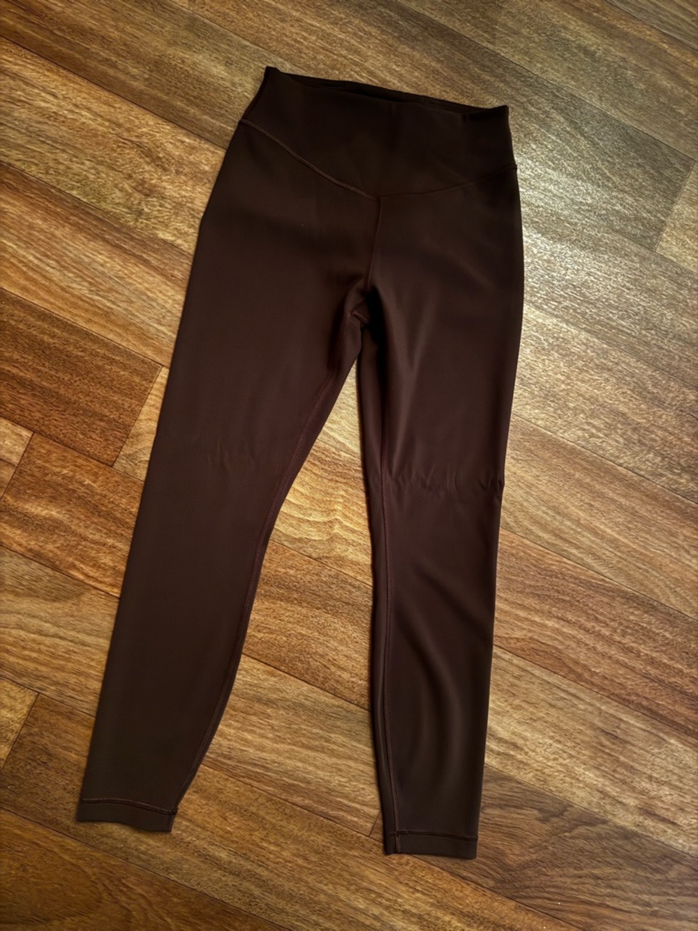 Expresso lululemon wunder under smooth cover 25 leggings size 6